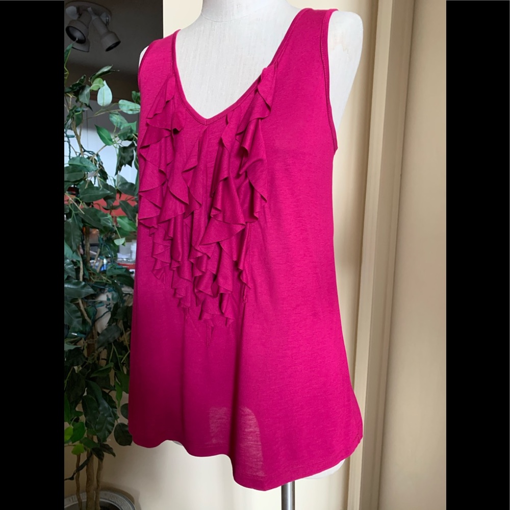 Beautiful Fuchsia Color Top - image 5